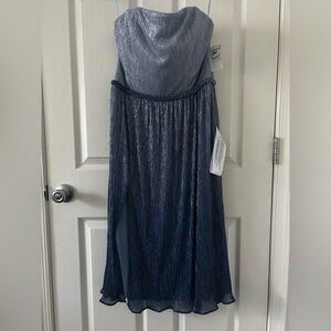 Dress the Population Haldis Shimmering Blue Strapless Cocktail Dress
